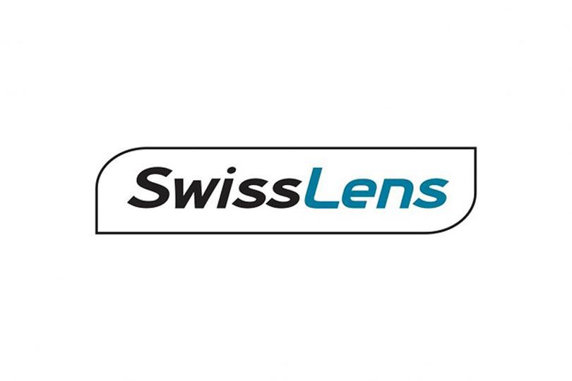 SwissLens - Seedamm Optik - Optiker Päffikon - Optiker Schweiz - Brillen - Gleitsichtbrillen - Sonnenbrillen - Kontaktlinsen - Linsenmittel - Pflegemittel - Herrenbrillen - Damenbrillen - Kinderbrillen - Lesebrillen - Blaufilter-Brillen - Varilux-Spezialist - Gleitsichtgläser- Sehtest - Myopiemanagement - Brillenglasbestimmung - Optometrische Gesundheitsuntersuchung - Kontaktlinsen-Anpassung - Kontaktlinsen-Nachkontrolle - Kontaktlinsen-Lieferservice